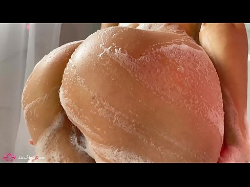 ❤️ Bà thủ dâm âm hộ với máy rung đến cực khoái mãnh liệt trong vòi hoa sen ❌  Porn video  tại chúng tôi% vi.redgast4asset.ru%